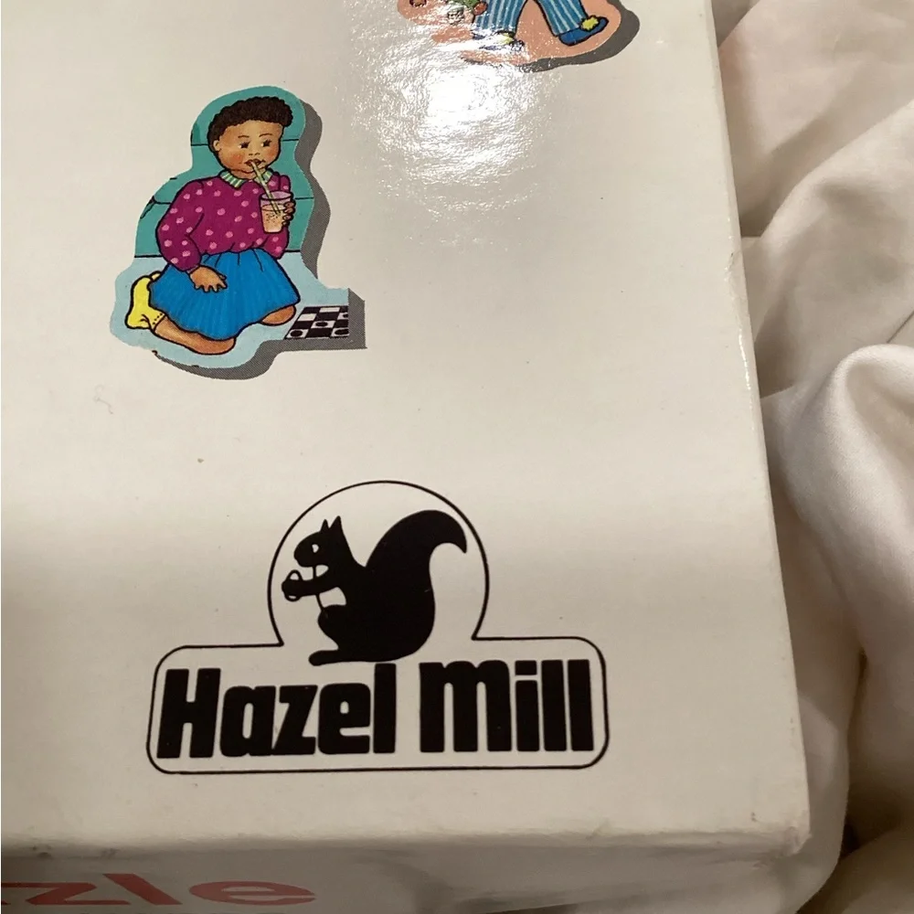 House Floor Puzzle - 22 Pieces 1980s